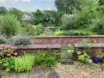 Front Courtyard Garden